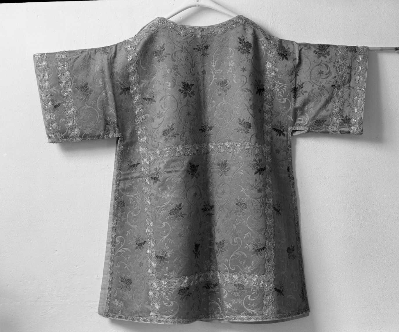 paramento liturgico - manifattura italiana (sec. XVIII)