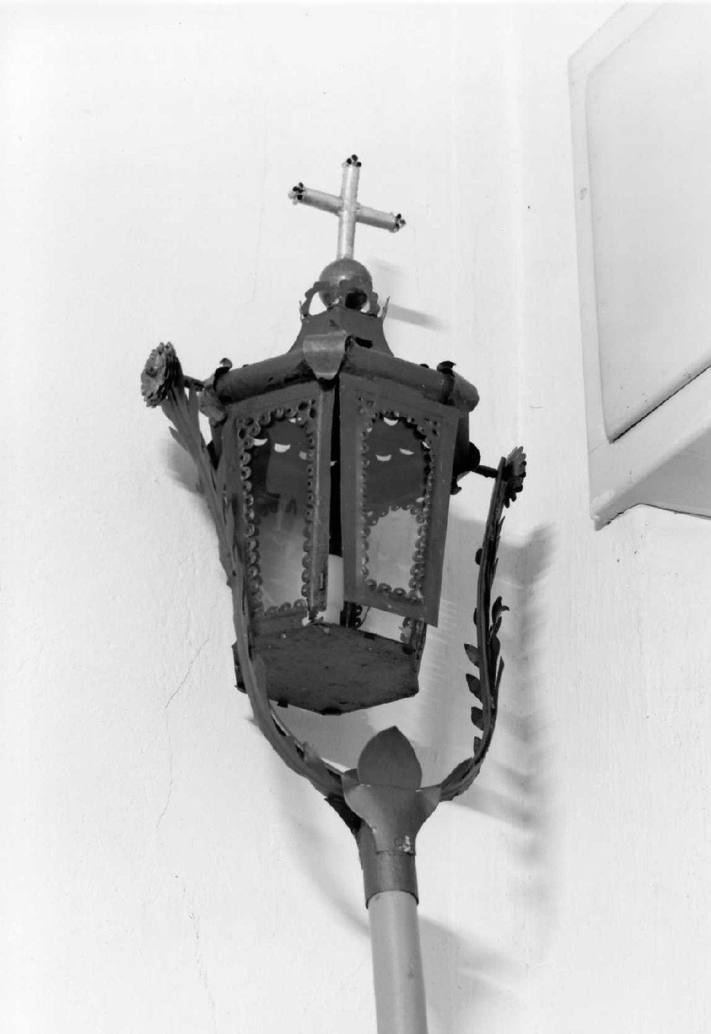 lanterna processionale - manifattura romagnola (sec. XIX)