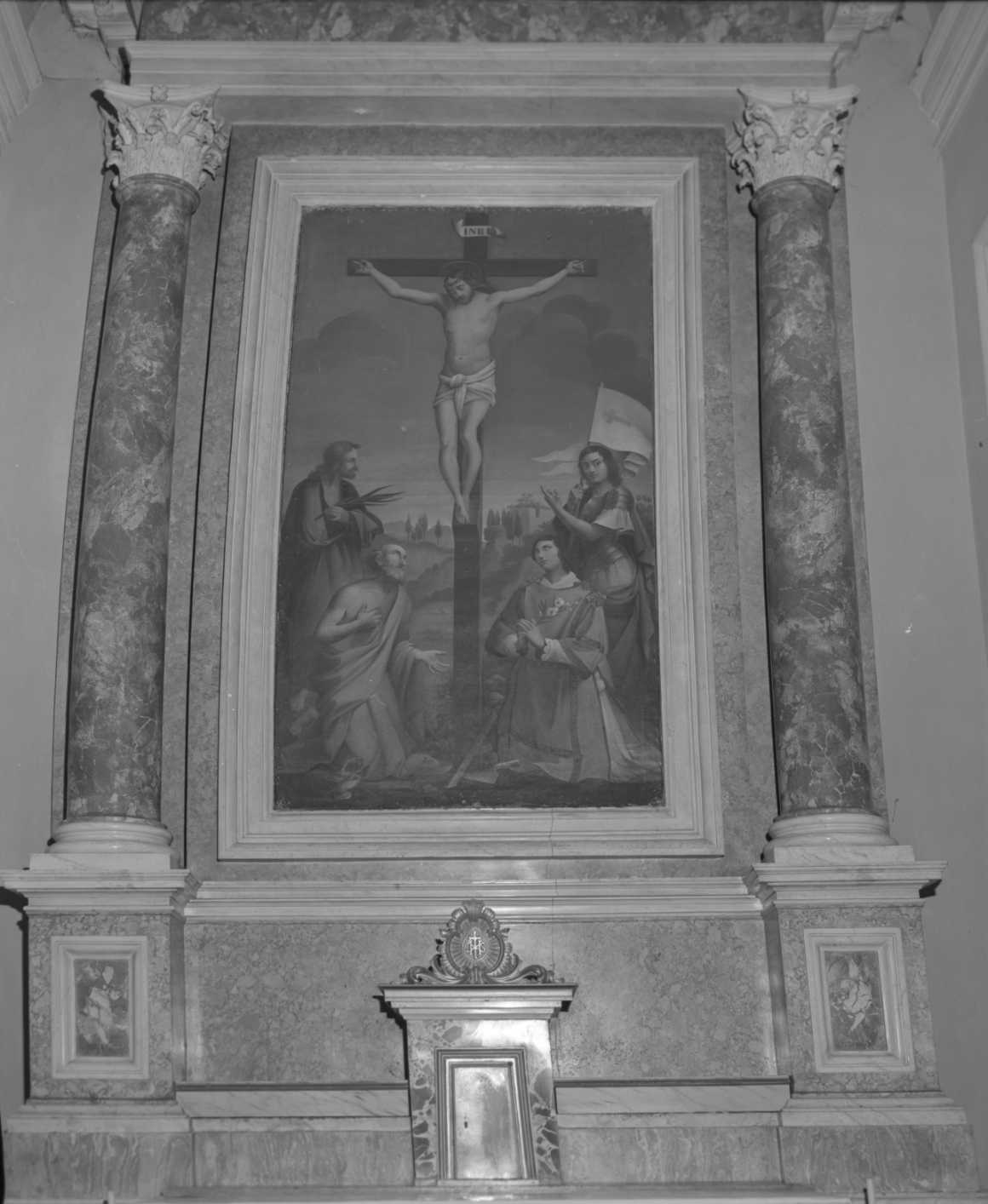 Crocifisso e Santi, Cristo crocifisso e Santi (dipinto) di Giulianini Giovanni (metà sec. XIX)