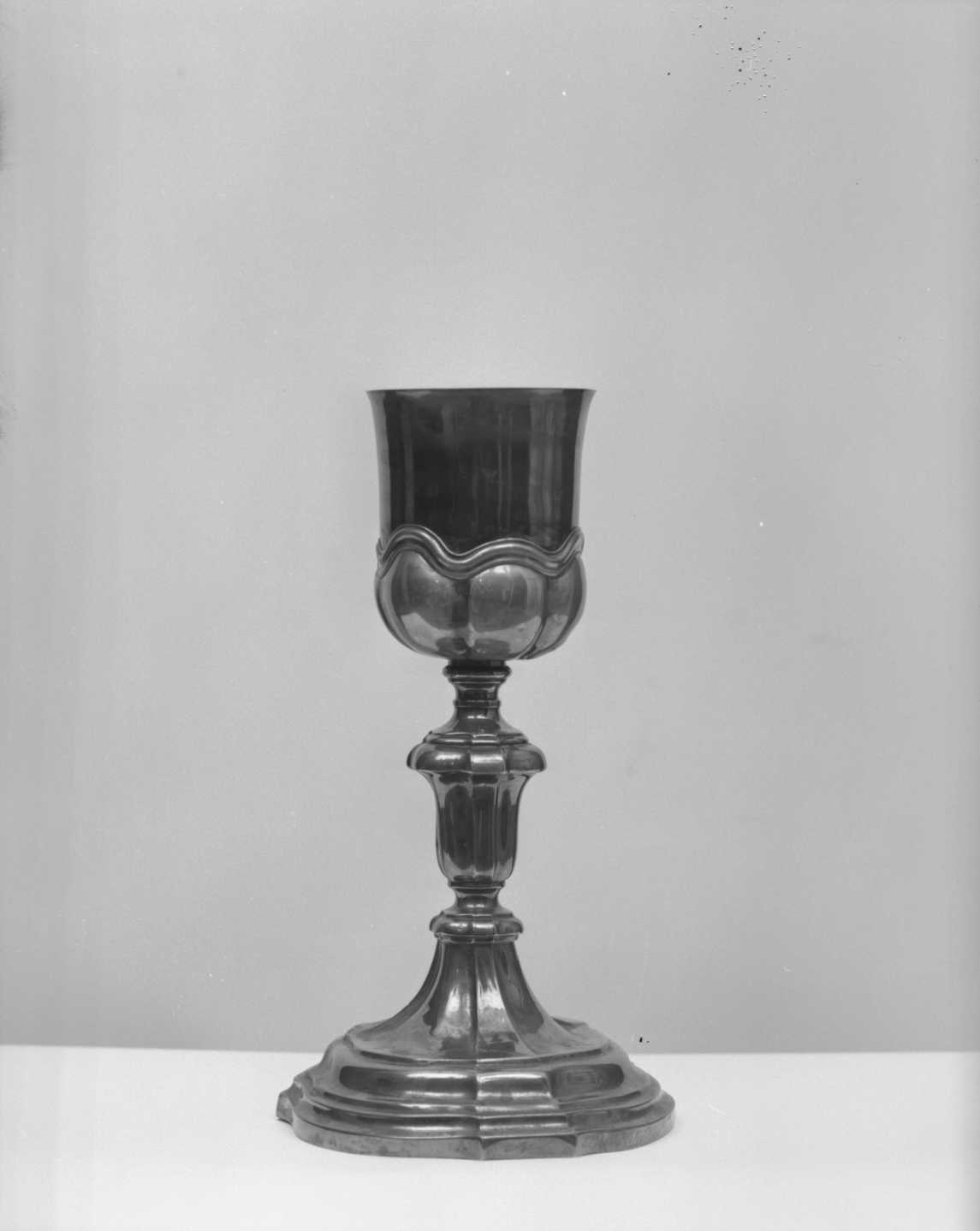 calice - ambito emiliano (secondo quarto sec. XIX)