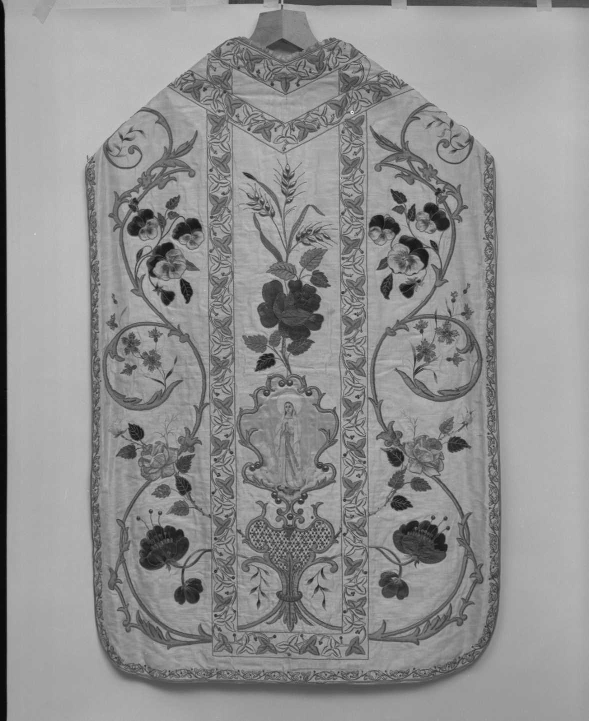 paramento liturgico, insieme - manifattura romagnola (primo quarto sec. XX)