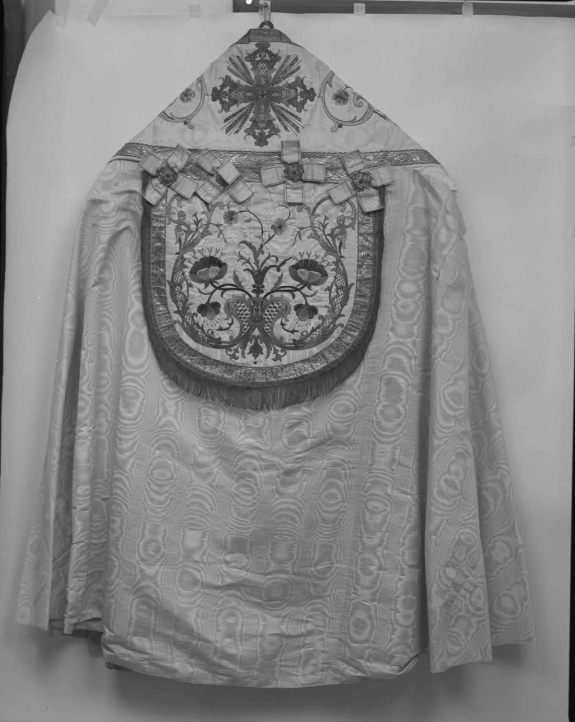 piviale - manifattura romagnola (inizio sec. XX)