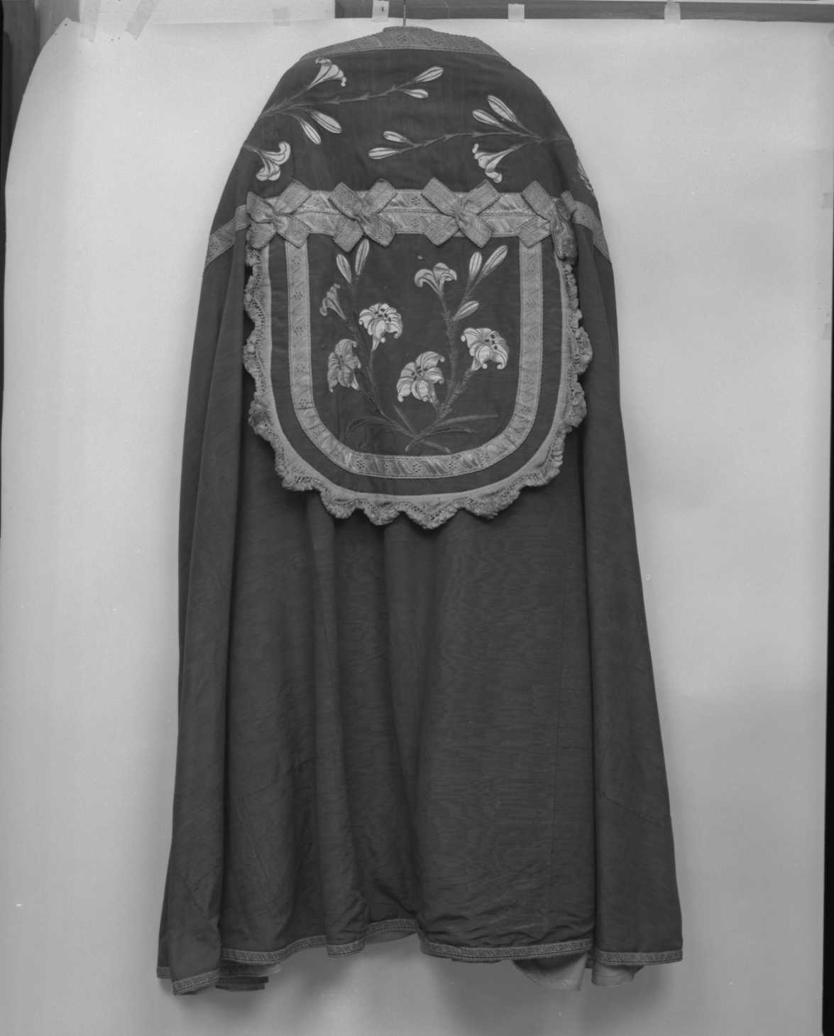 piviale - manifattura romagnola (inizio sec. XX)