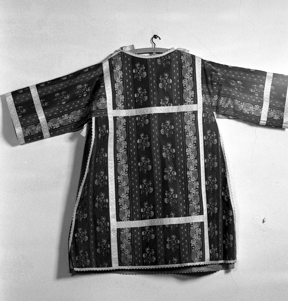 tunicella - manifattura Italia settentrionale (sec. XIX)