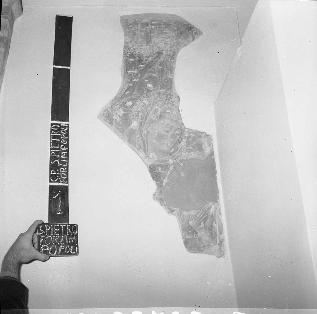 Madonna con Bambino (dipinto, frammento) - ambito romagnolo (prima metà sec. XV)