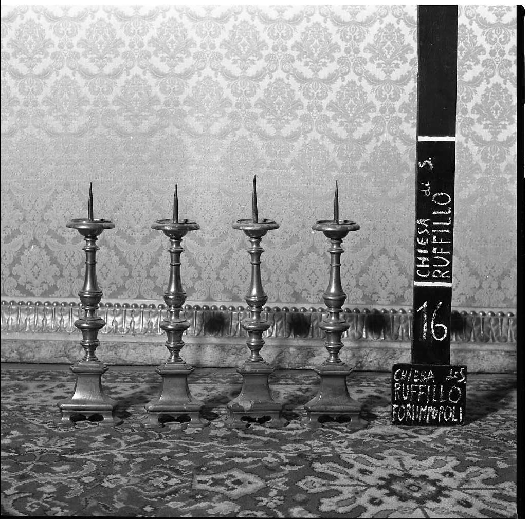 candeliere, serie - bottega romagnola (sec. XVIII)