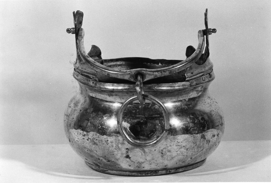 secchiello per l'acqua benedetta, elemento d'insieme - produzione romagnola (sec. XVIII)