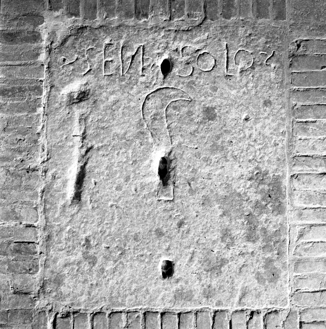 lastra tombale - manifattura romagnola (prima metà sec. XV)