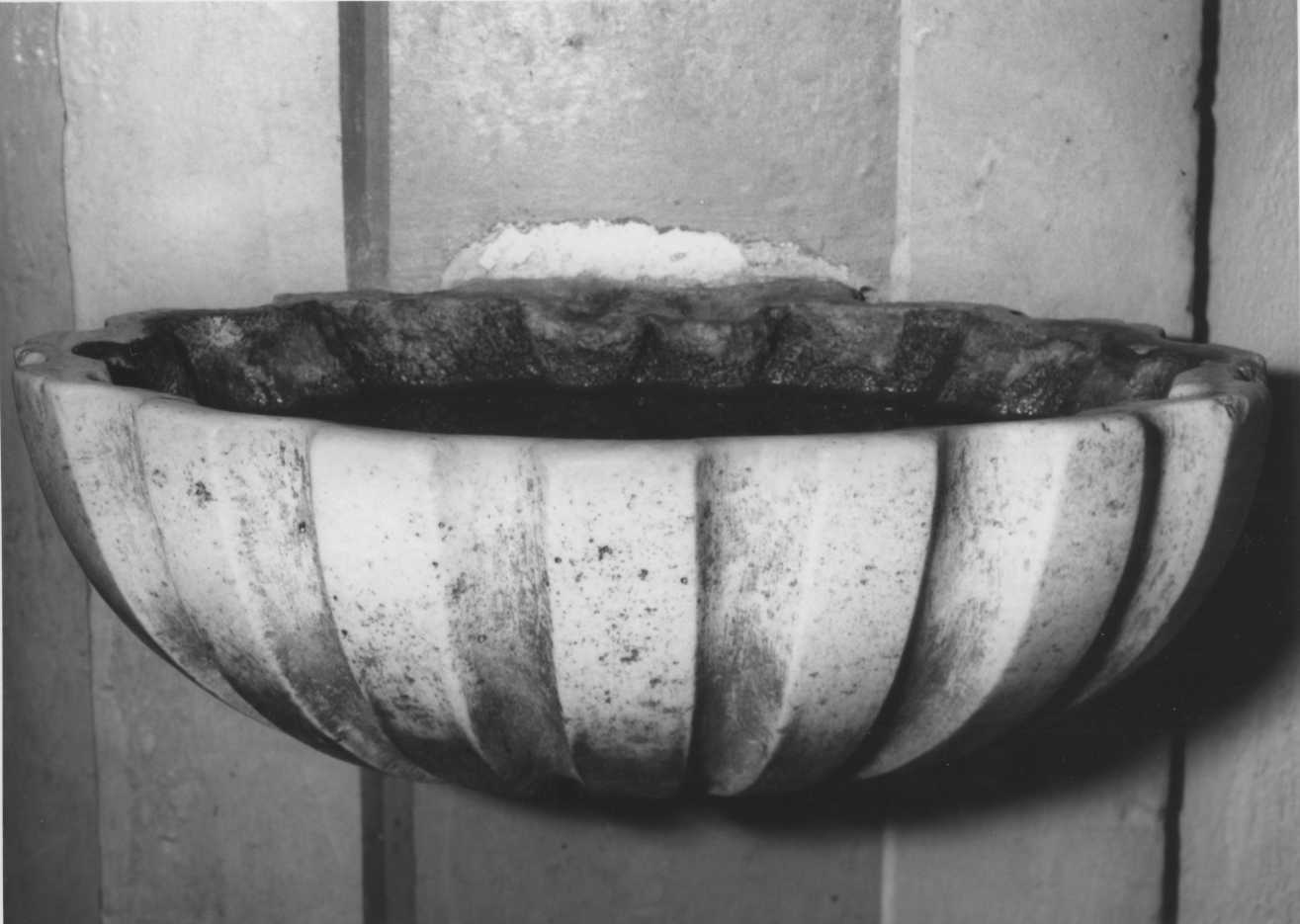 acquasantiera da parete - bottega romagnola (fine sec. XVIII)