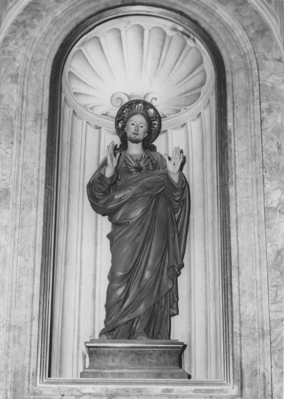 Sacro Cuore di Gesù (statua) di Ballanti Graziani Giuseppe (bottega) (fine sec. XIX)