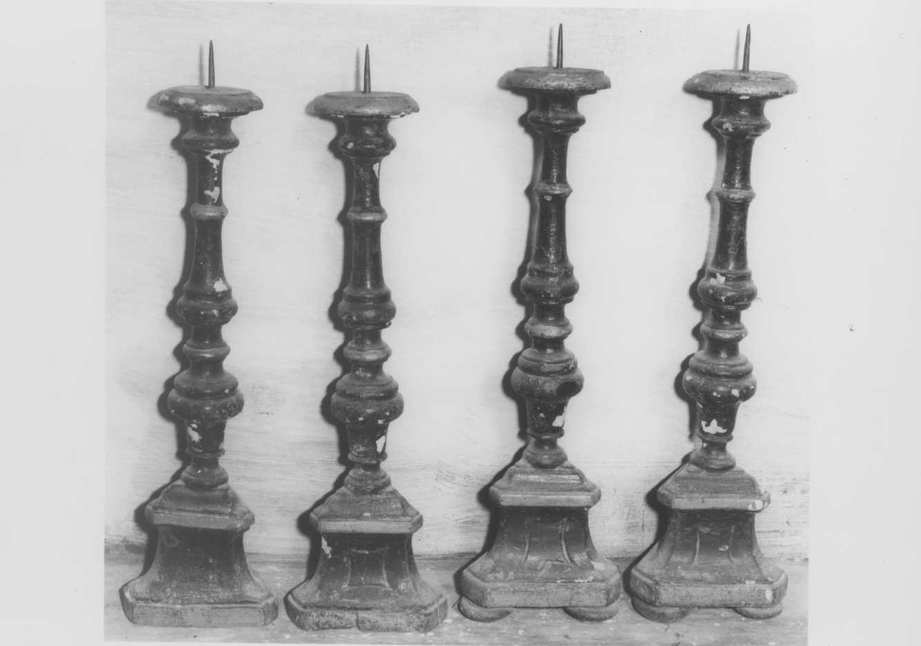 candeliere, serie - bottega romagnola (sec. XVII)