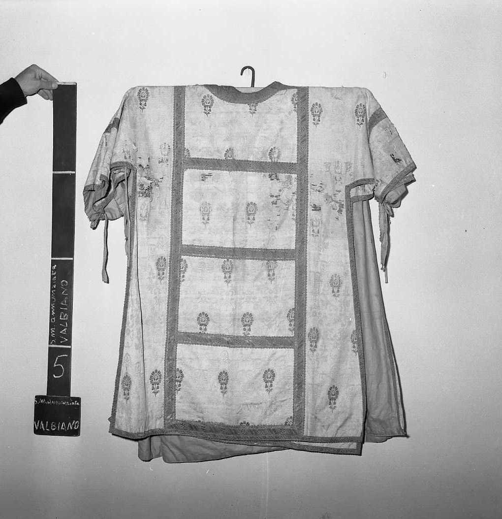 piviale - manifattura italiana (sec. XVIII)