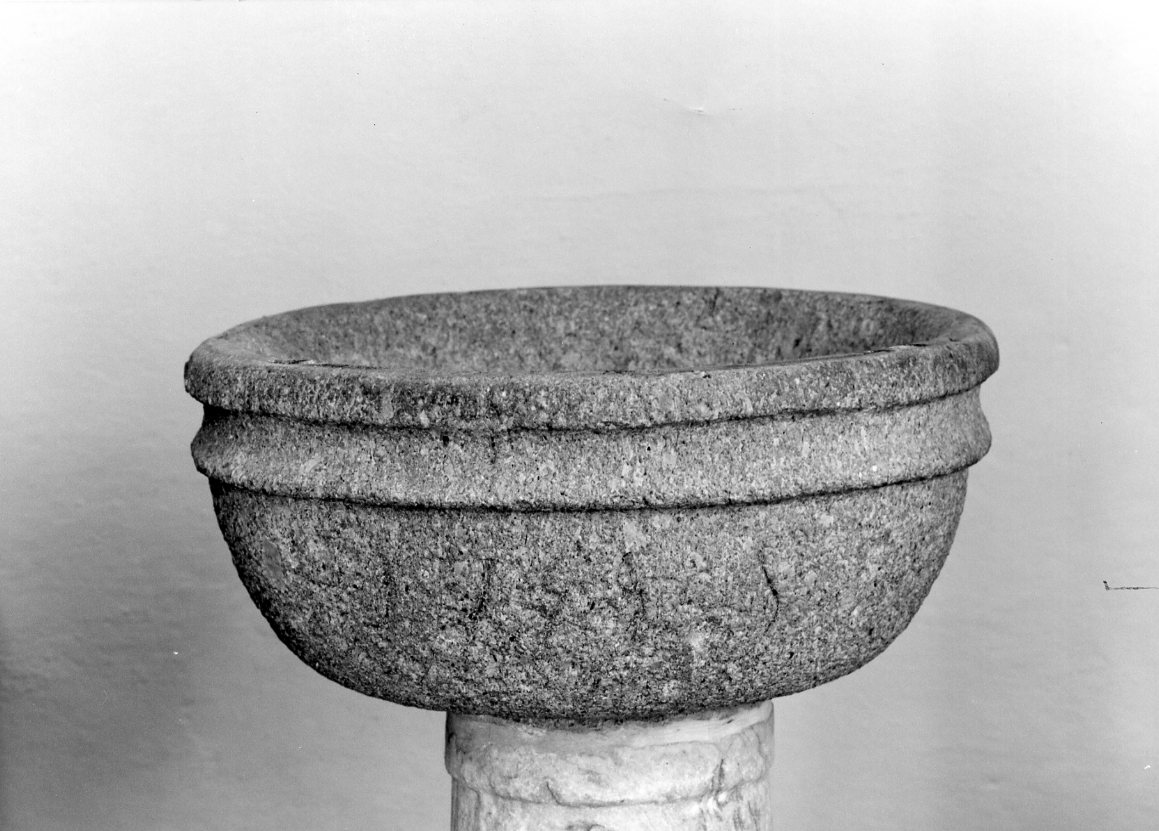 fonte battesimale - ambito romagnolo (sec. XVIII)