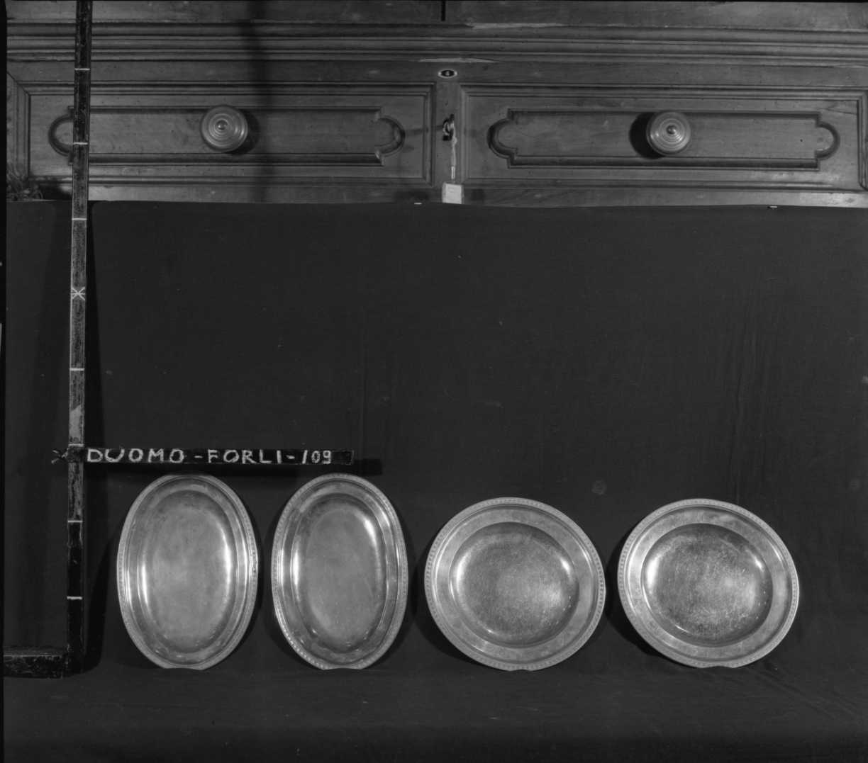 piattello, serie - ambito emiliano (seconda metà sec. XIX)