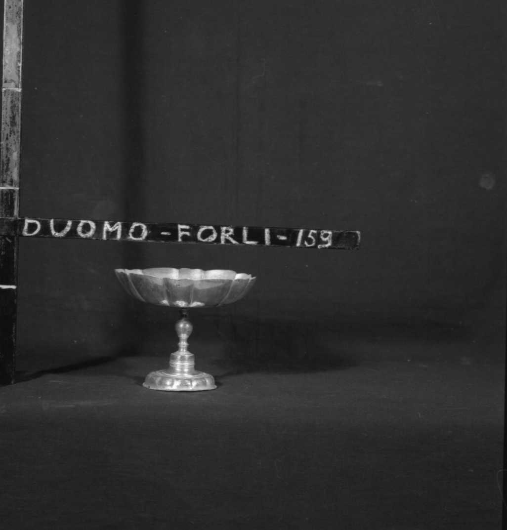 vaschetta - ambito emiliano (seconda metà sec. XVII)