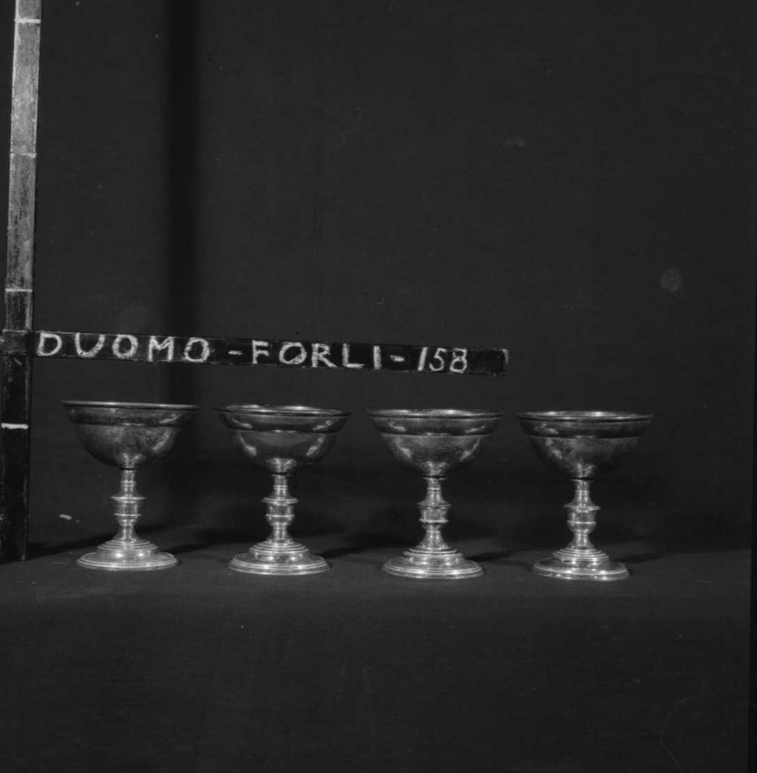 Vasetti per le ceneri (vasetto, serie) - ambito emiliano (seconda metà sec. XVIII)