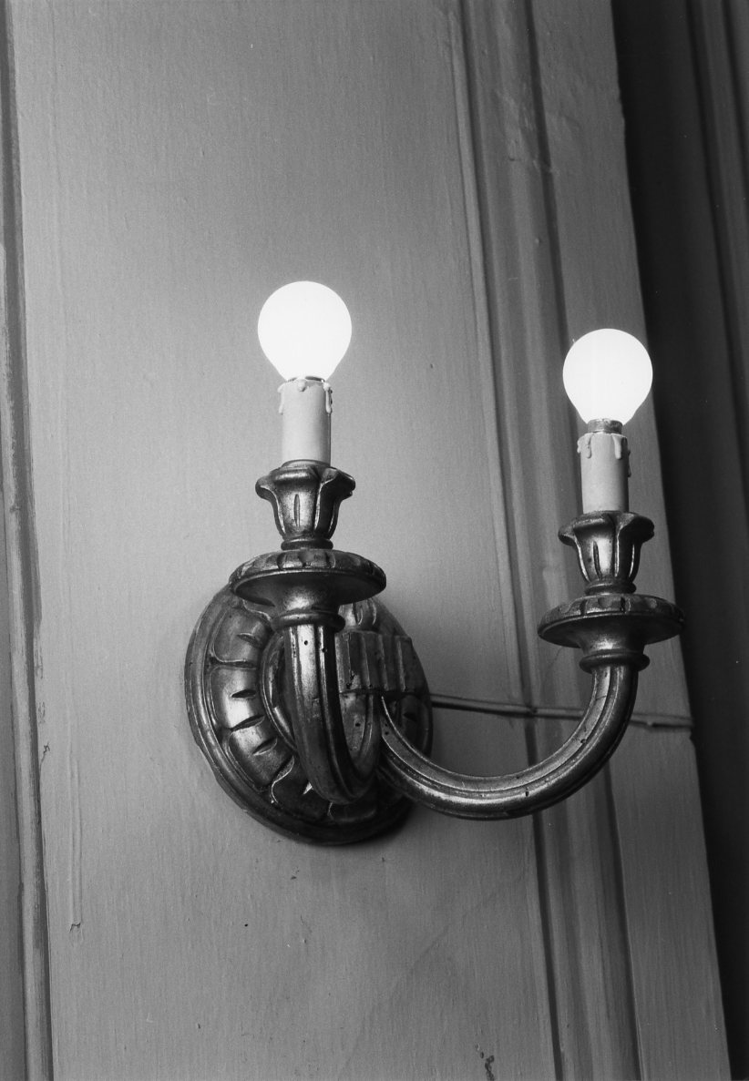 candeliere da parete - produzione romagnola (metà sec. XX)
