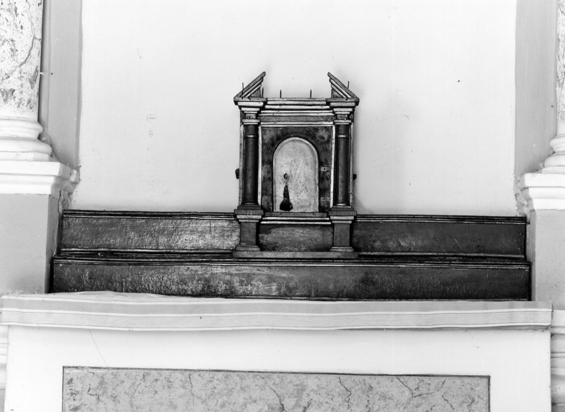 gradino d'altare - manifattura tosco-romagnola (inizio sec. XIX)