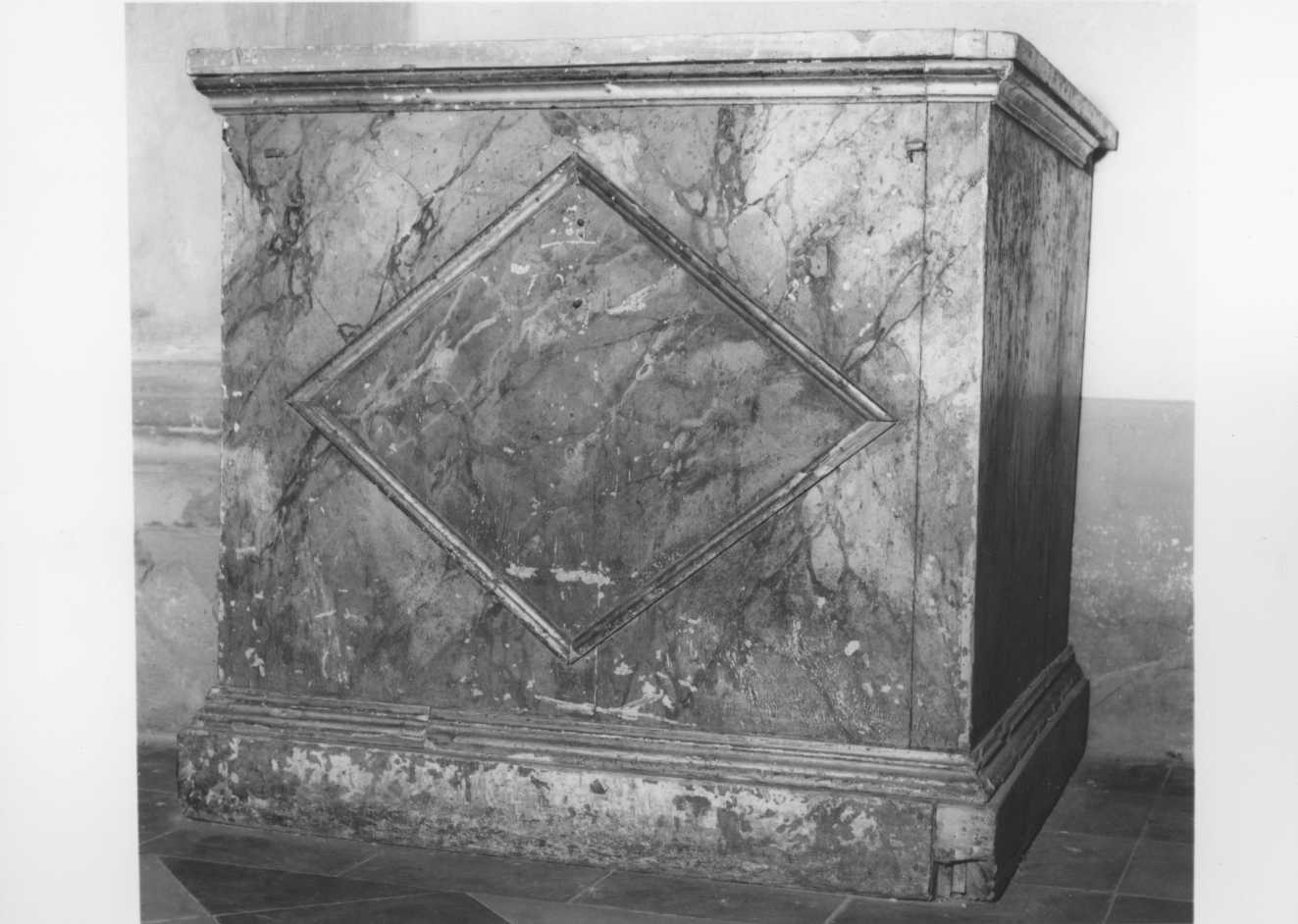 basamento - bottega romagnola (sec. XIX)