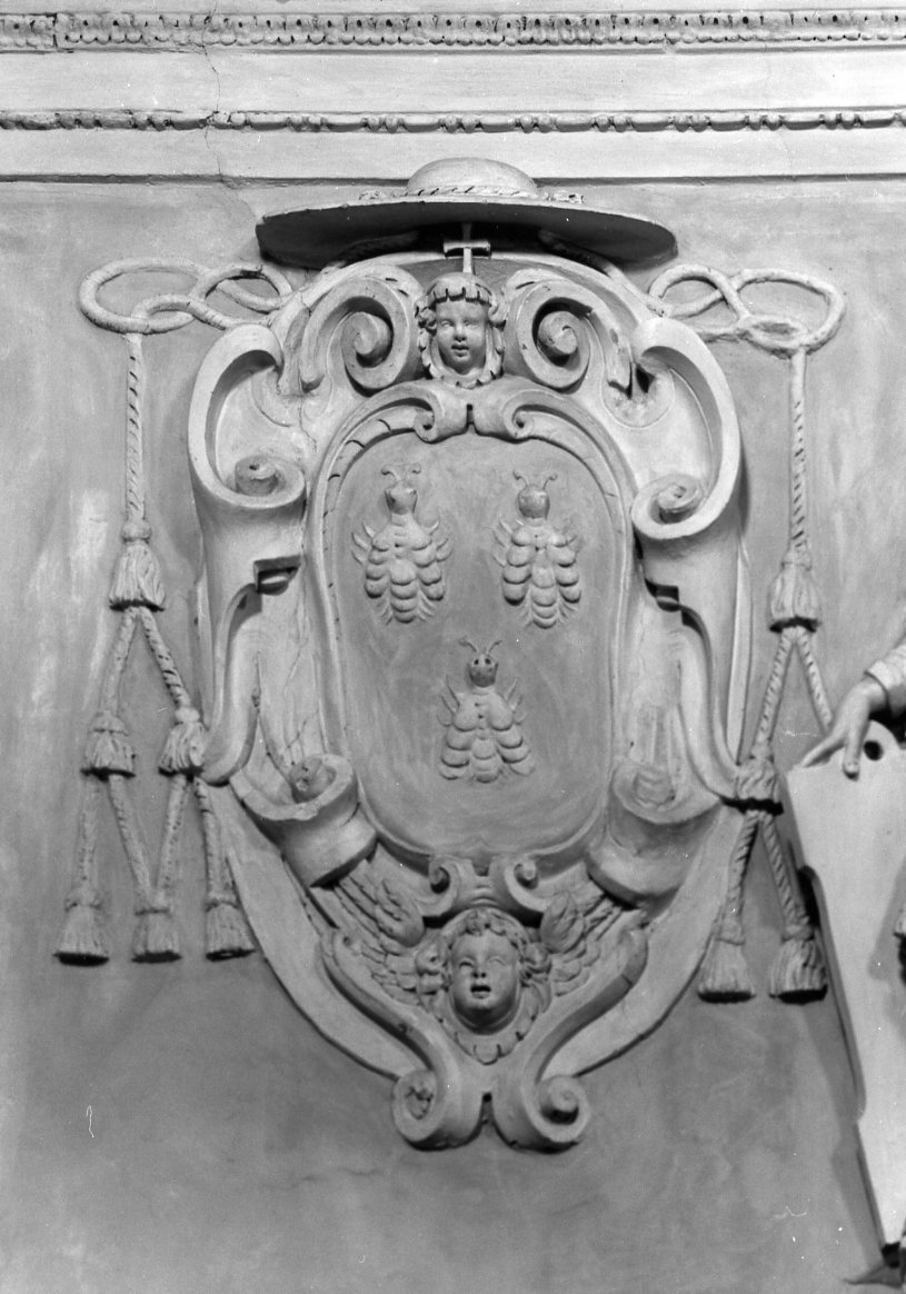 stemma papale di Urbano VIII (rilievo) - bottega romagnola (prima metà sec. XVII)