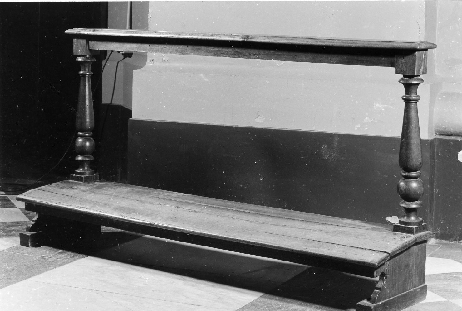 inginocchiatoio - bottega romagnola (prima metà sec. XIX)