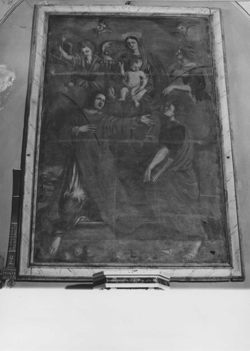 Madonna con Bambino, Santo Stefano e San Giovanni Evangelista (pala d'altare) - ambito romagnolo (sec. XVII)