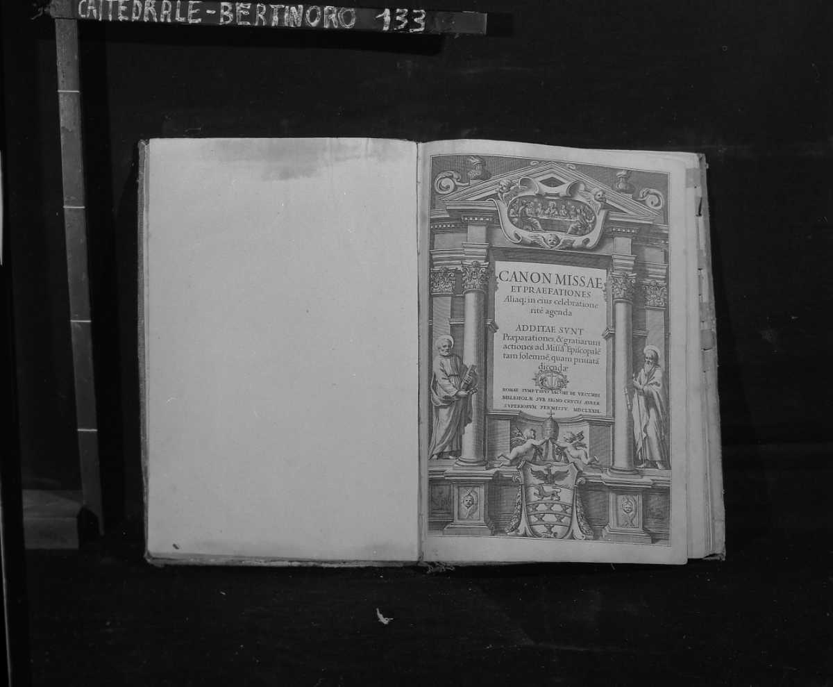 "Canon Missae" (coperta di libro liturgico) - manifattura romana (ultimo quarto sec. XVII)