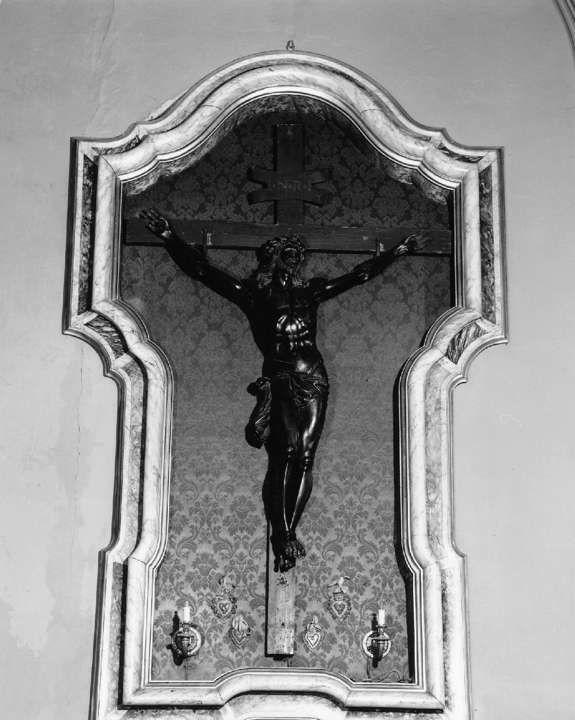 Cristo crocifisso (scultura) di Gandolfi Tommaso (sec. XVII)