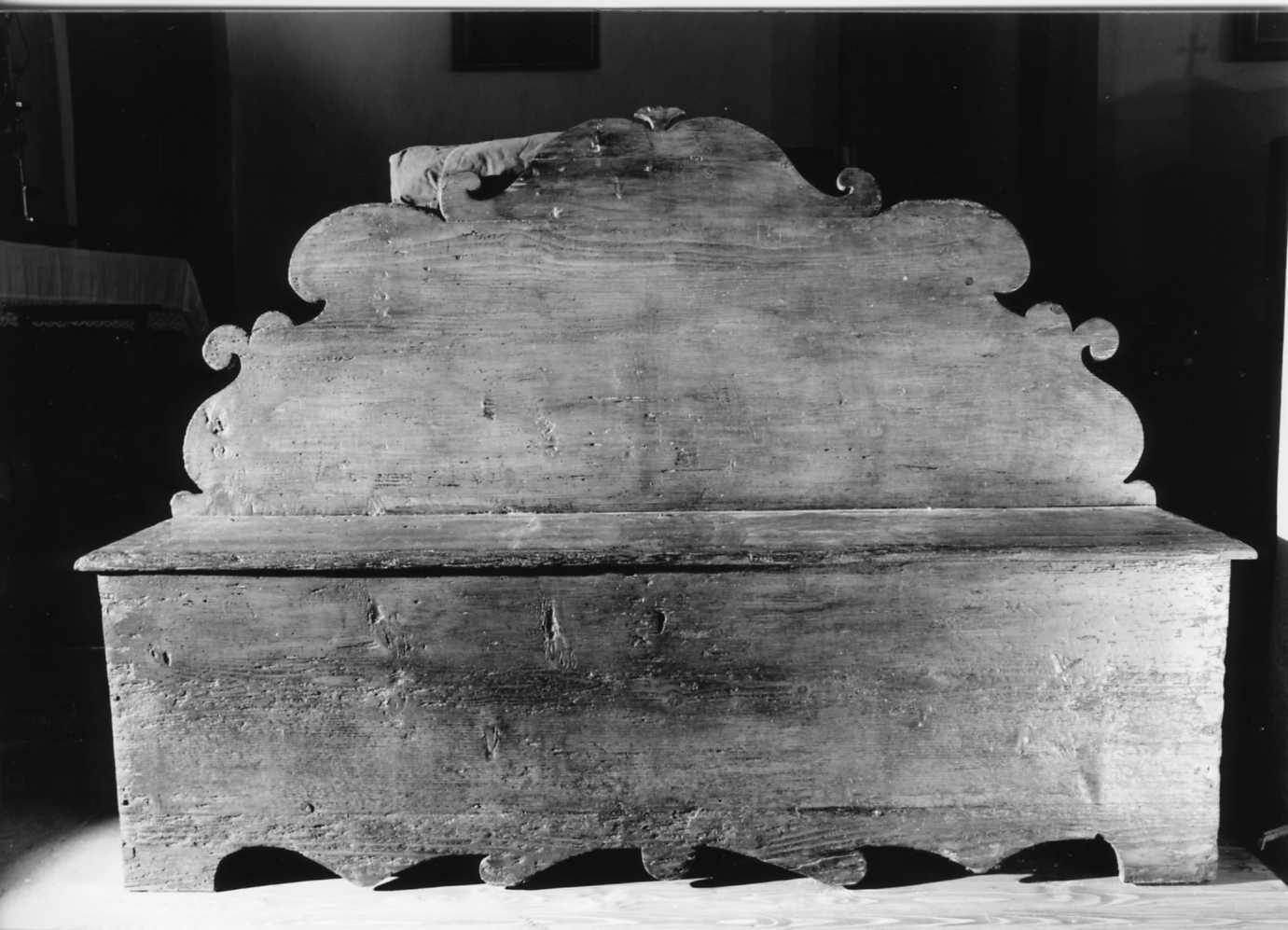 cassapanca - bottega romagnola (sec. XVII)