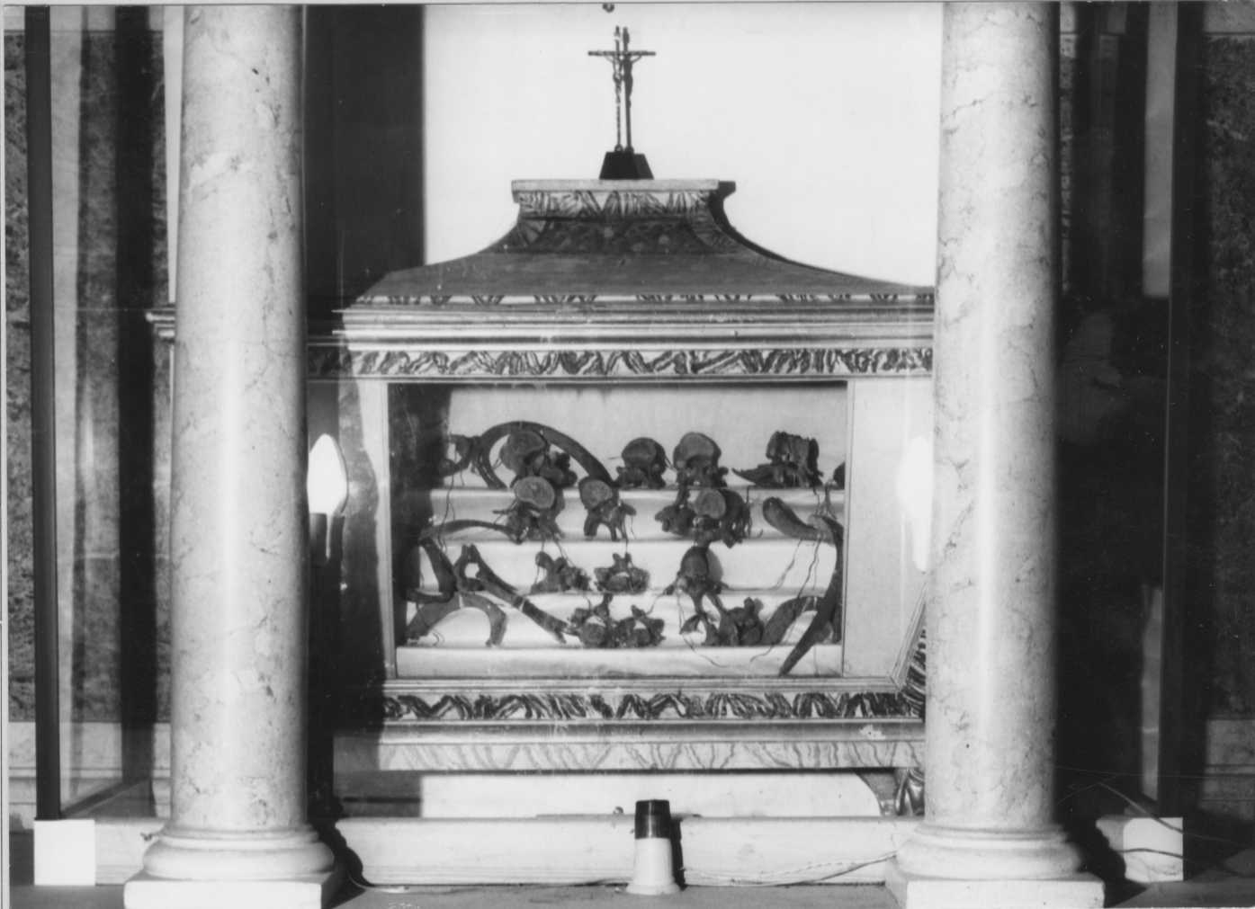 reliquiario a teca - a urna - bottega romagnola (sec. XIX)