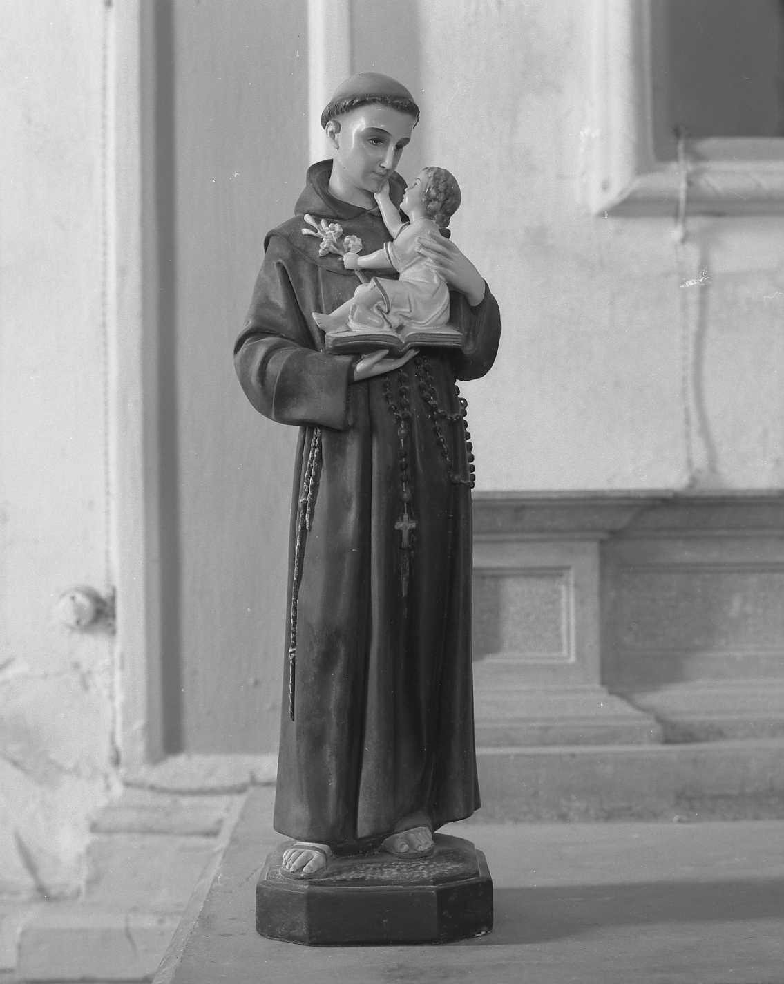 Sant'Antonio da Padova con il Bambino, Sant'Antonio da Padova con il bambino (statuetta) - ambito pugliese (secondo quarto sec. XX)