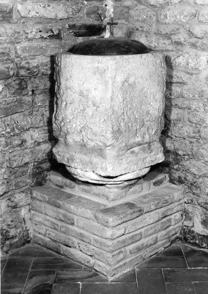 fonte battesimale - bottega romagnola (fine/inizio secc. VIII/ IX)