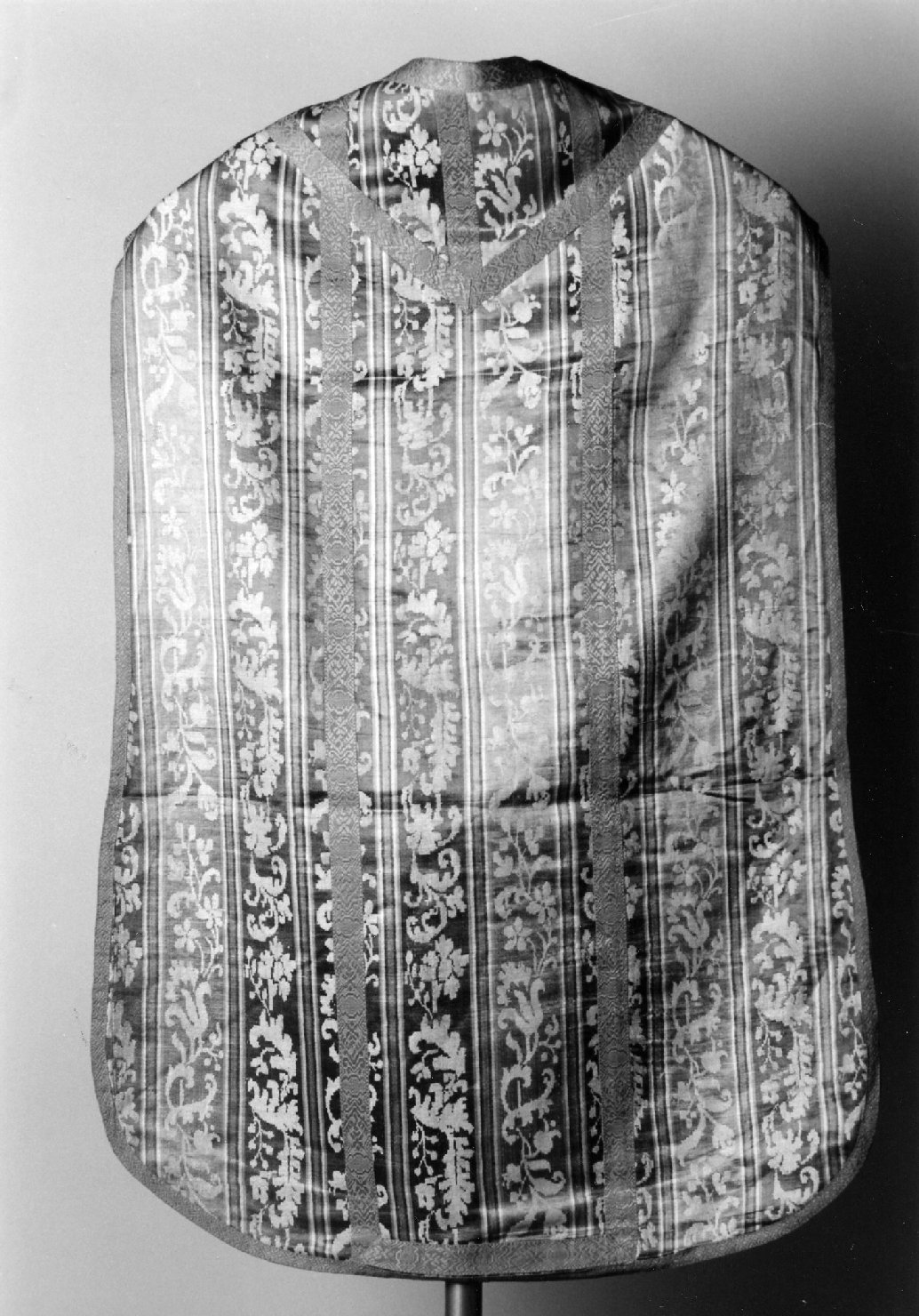 paramento liturgico, insieme - manifattura italiana (sec. XVII)