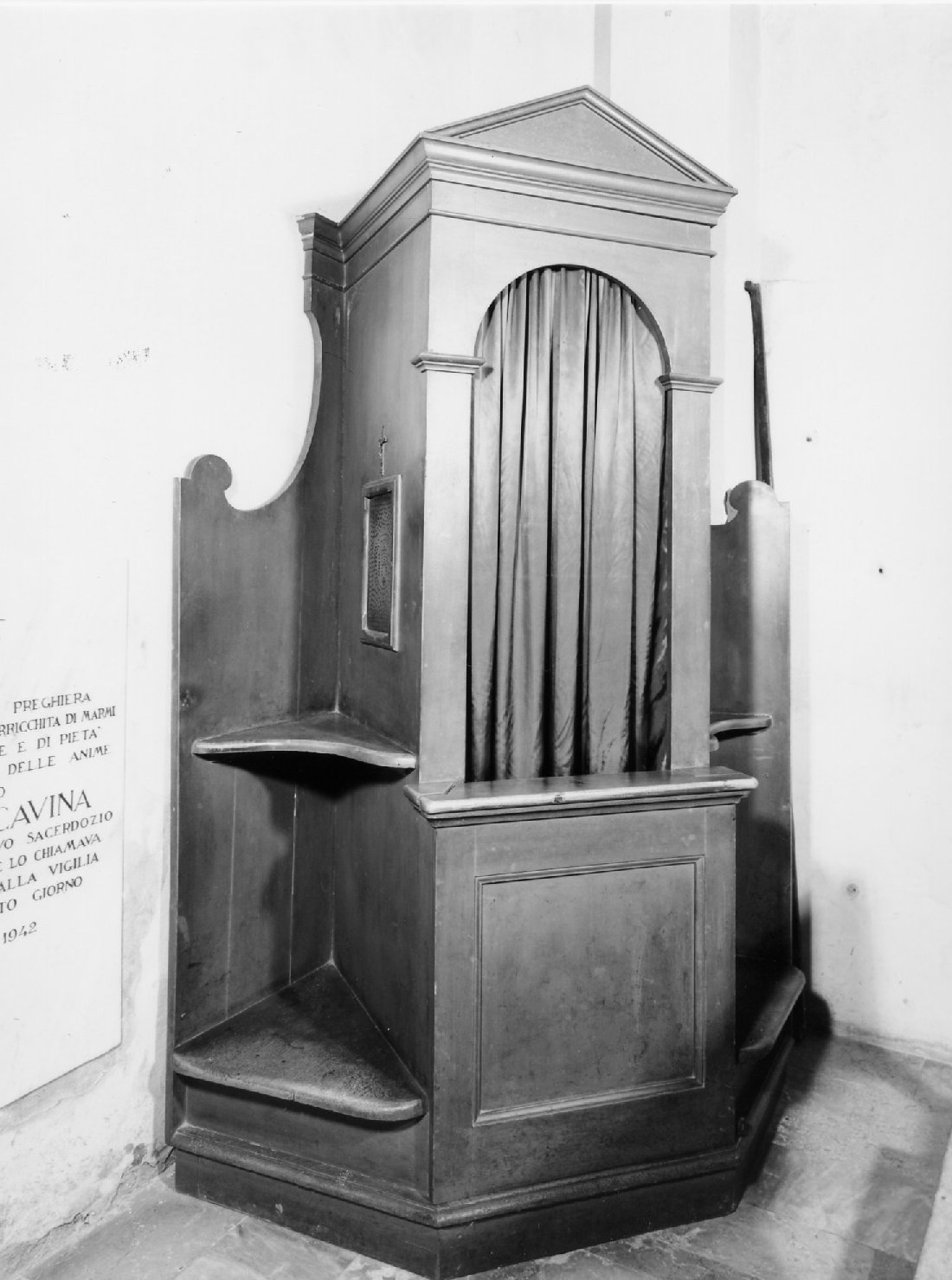 confessionale - bottega faentina (inizio sec. XX)