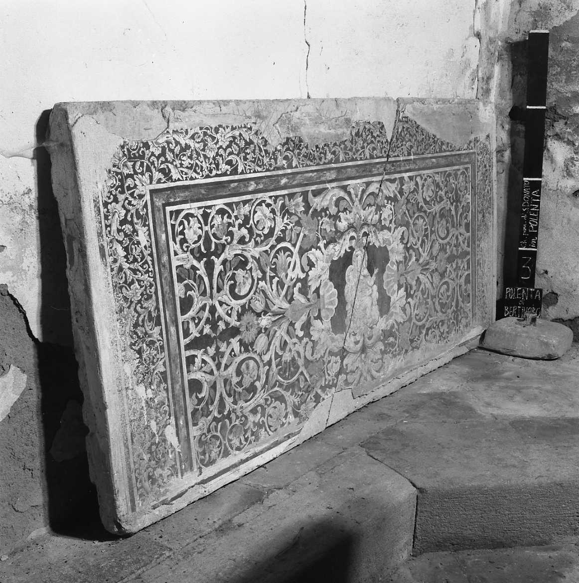 paliotto, frammento - bottega carpigiana (sec. XVII)