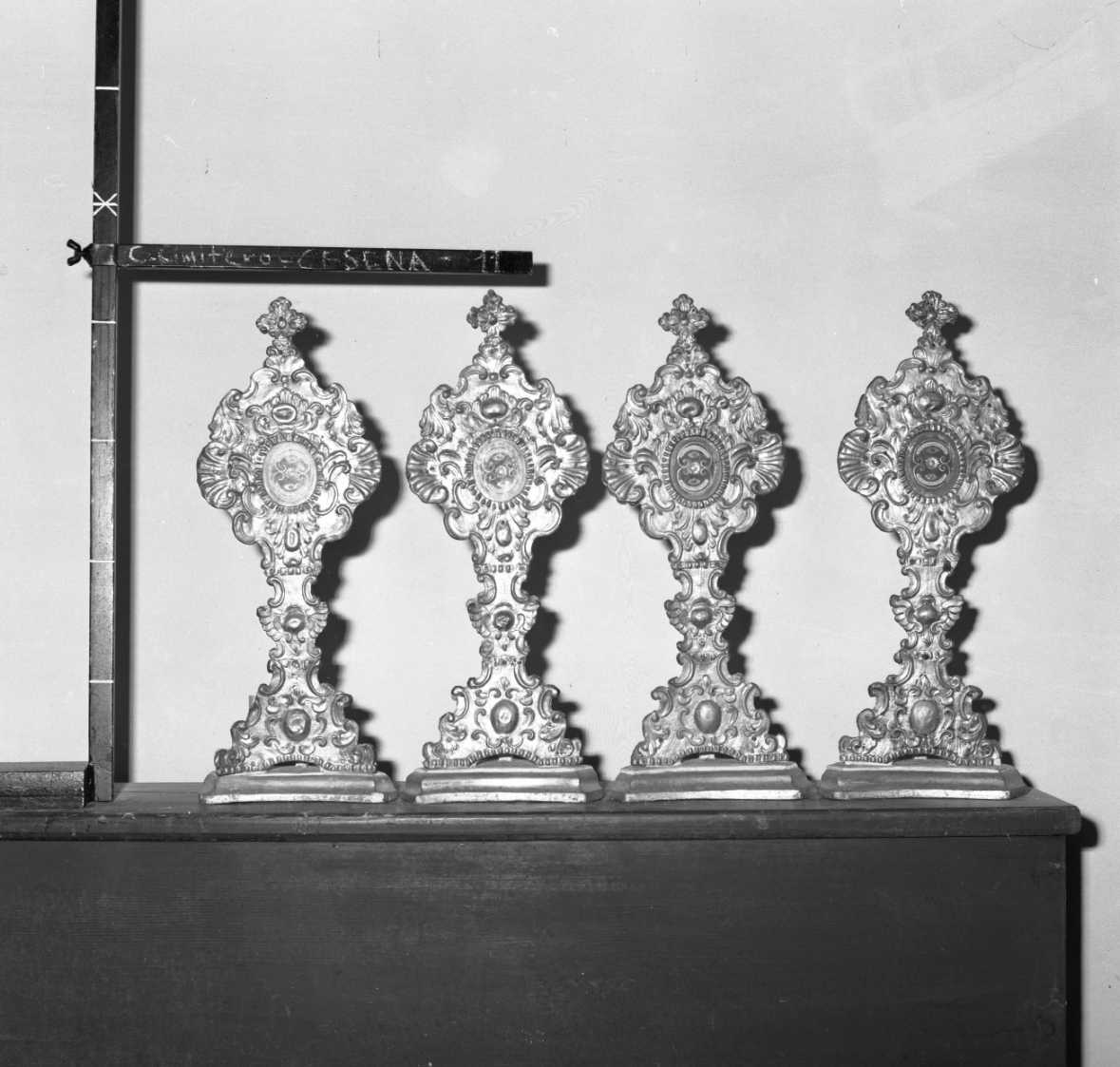 reliquiario, serie - bottega romagnola (sec. XVIII)