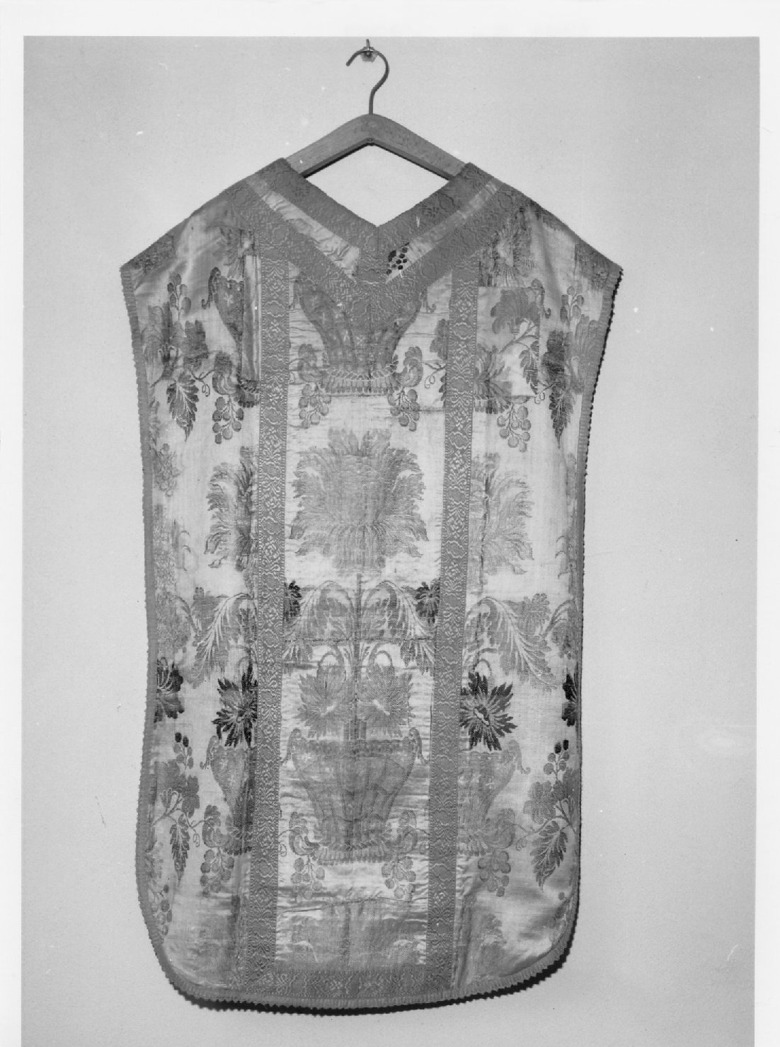 parato, insieme - manifattura italiana (sec. XVII)