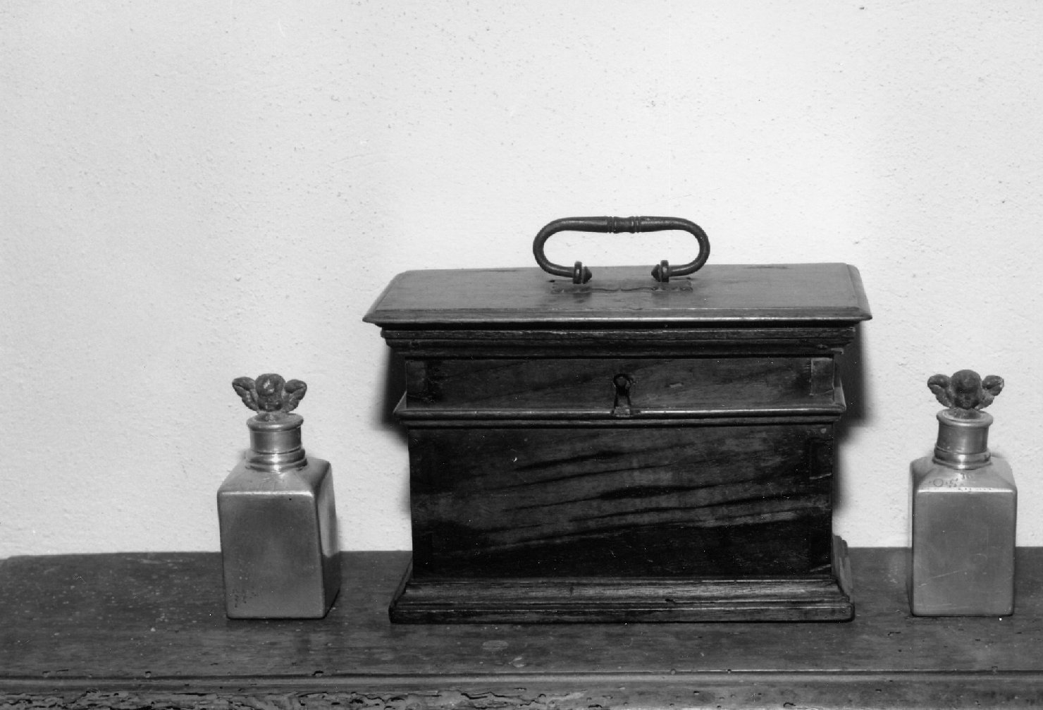 vasetti per oli santi - bottega romagnola (sec. XVIII)