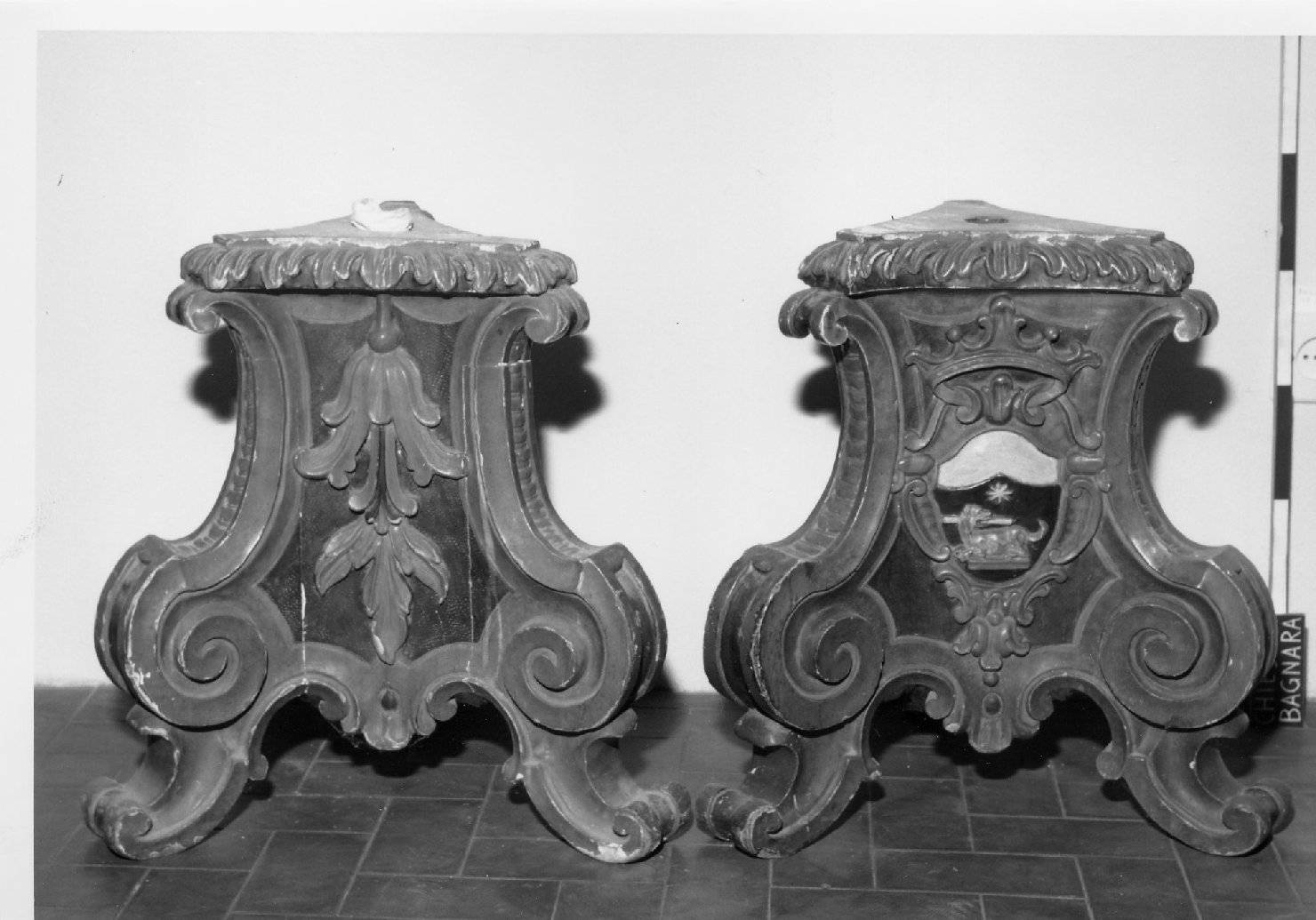 base per il cero pasquale - bottega romagnola (sec. XVIII)