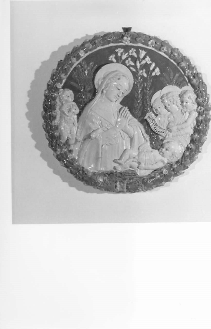 Madonna in adorazione del Bambino (rilievo) - bottega faentina (sec. XV)