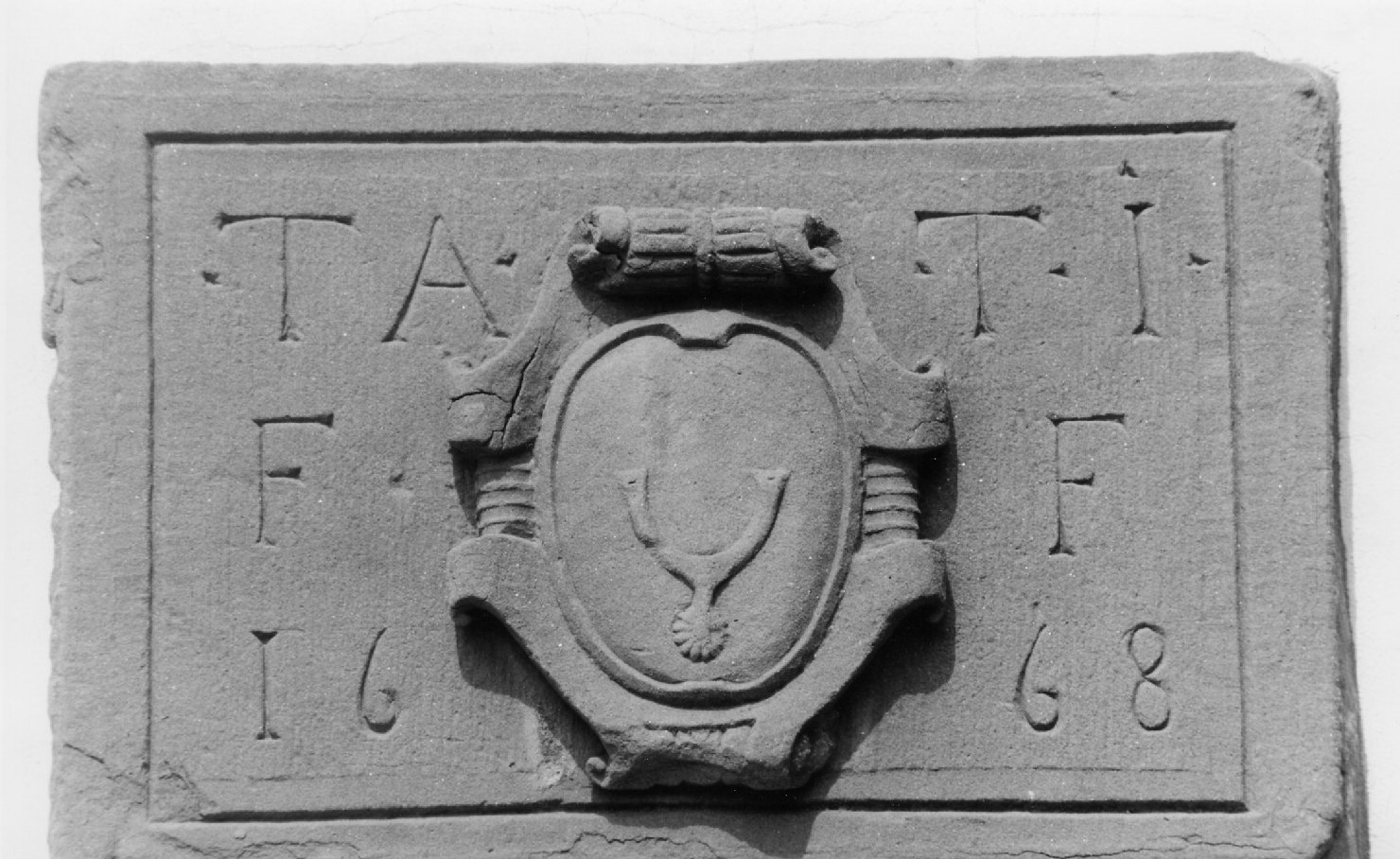 lapide - manifattura romagnola (sec. XVII)