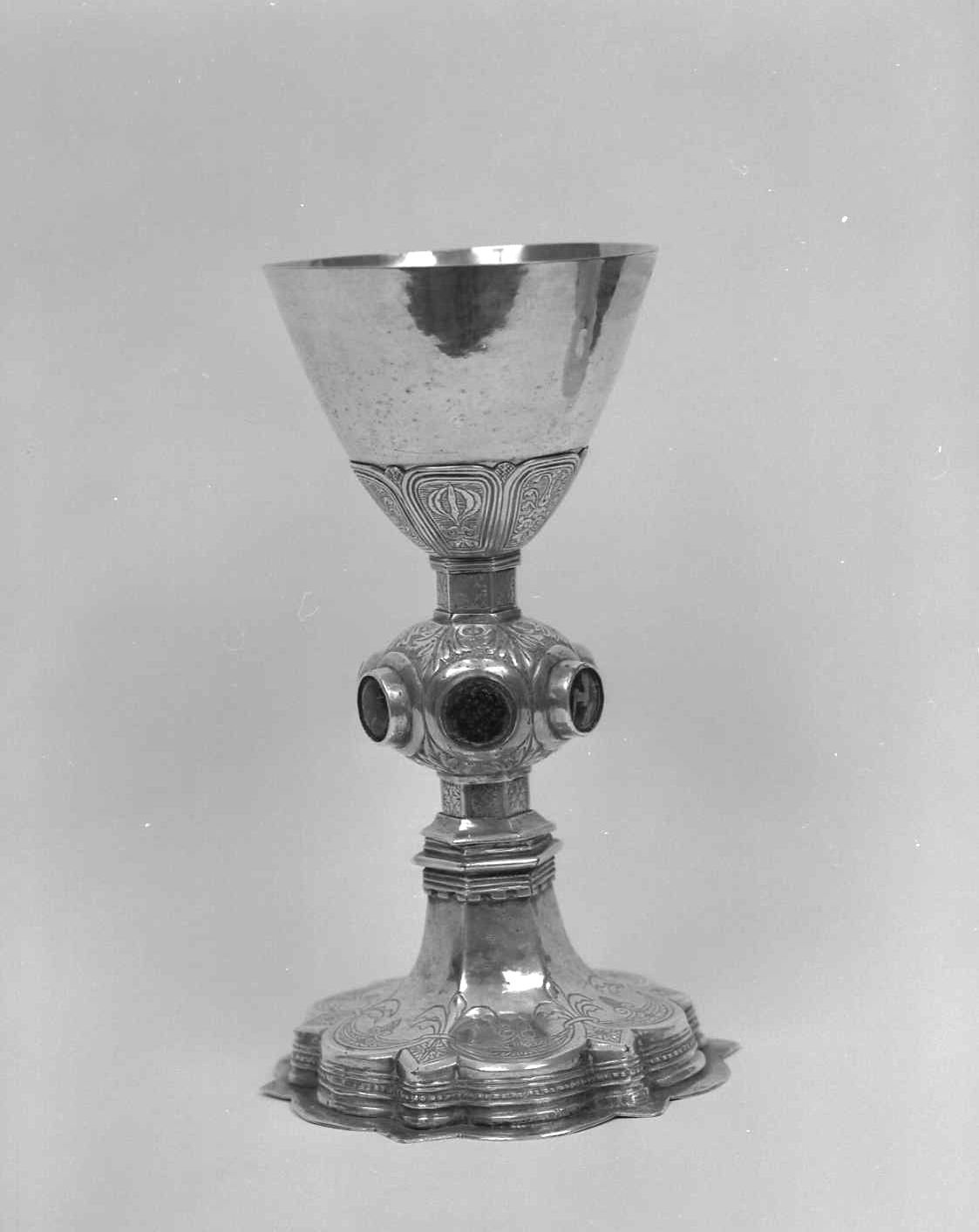 calice - manifattura romagnola (prima metà sec. XV)