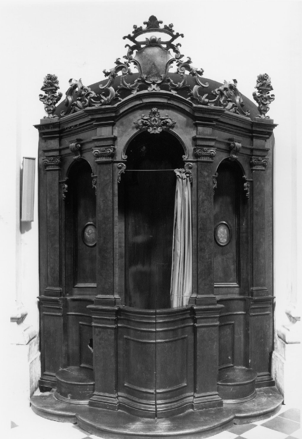 confessionale - bottega emiliano-romagnola (sec. XVIII)
