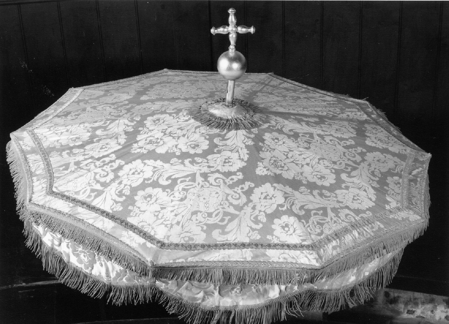 ombrellino processionale - bottega italiana (sec. XIX)