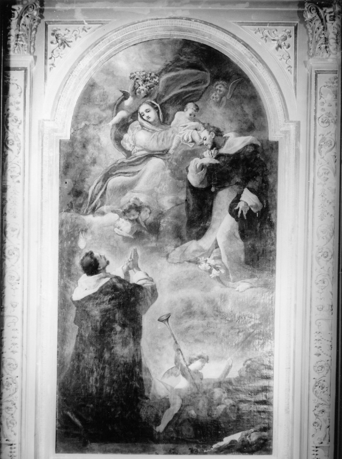 Madonna del Rosario con San Domenico e San Vincenzo Ferrer (dipinto) di Gandolfi Ubaldo (sec. XVIII)