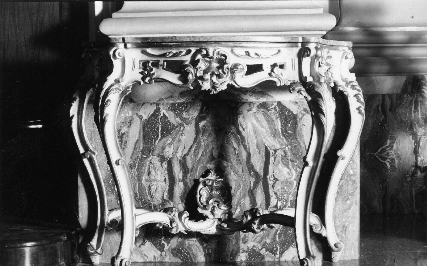 console - manifattura italiana (metà sec. XVIII)