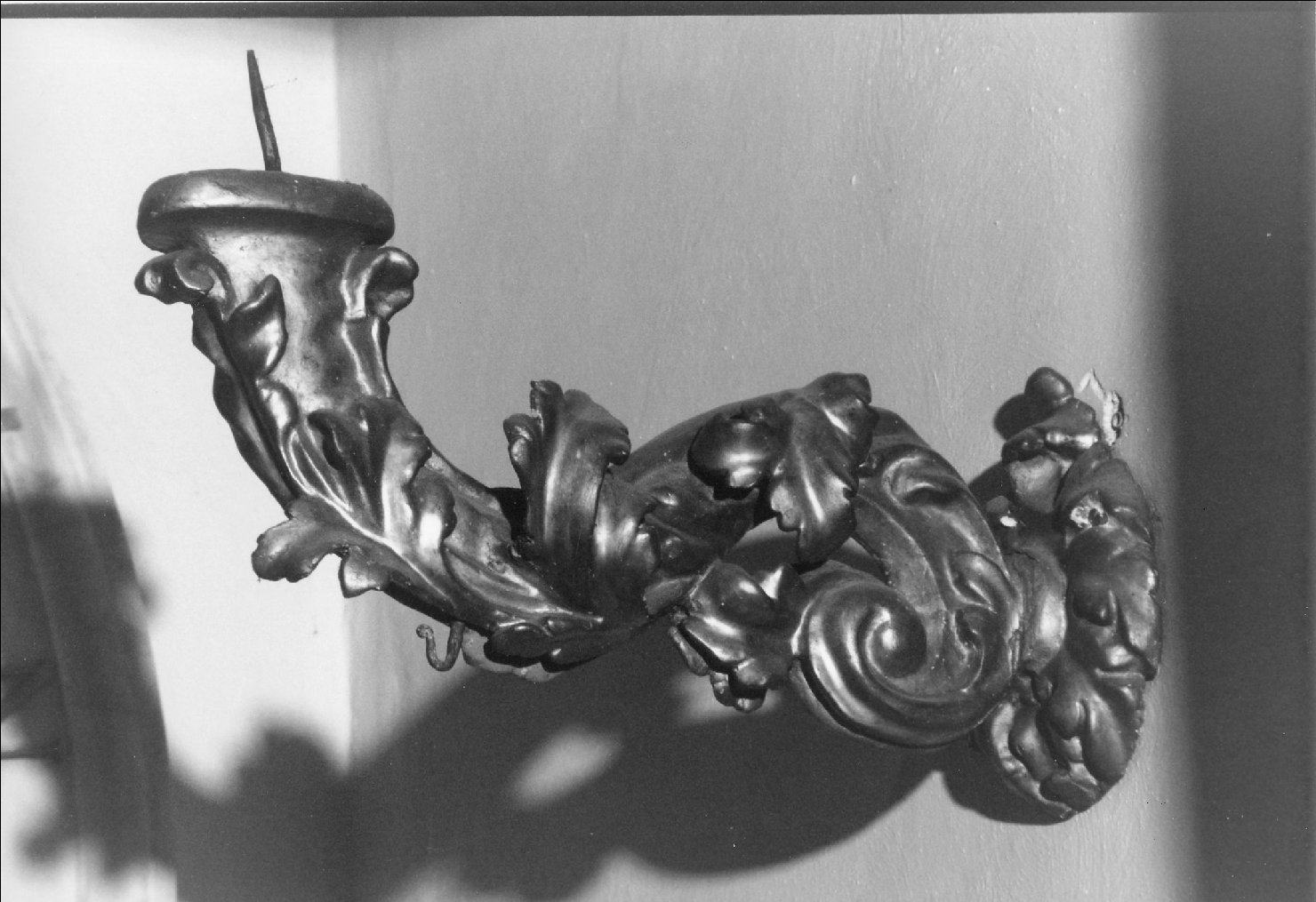 candeliere da parete, insieme - manifattura romagnola (prima metà sec. XVIII)