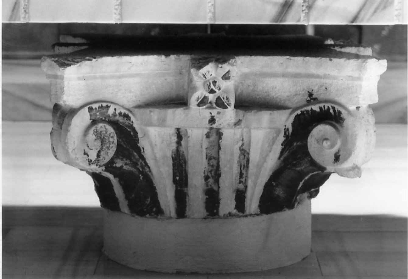 capitello - manifattura romagnola (prima metà sec. XVI)