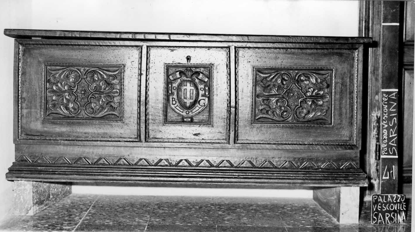 cassapanca - bottega toscana (inizio sec. XVI)