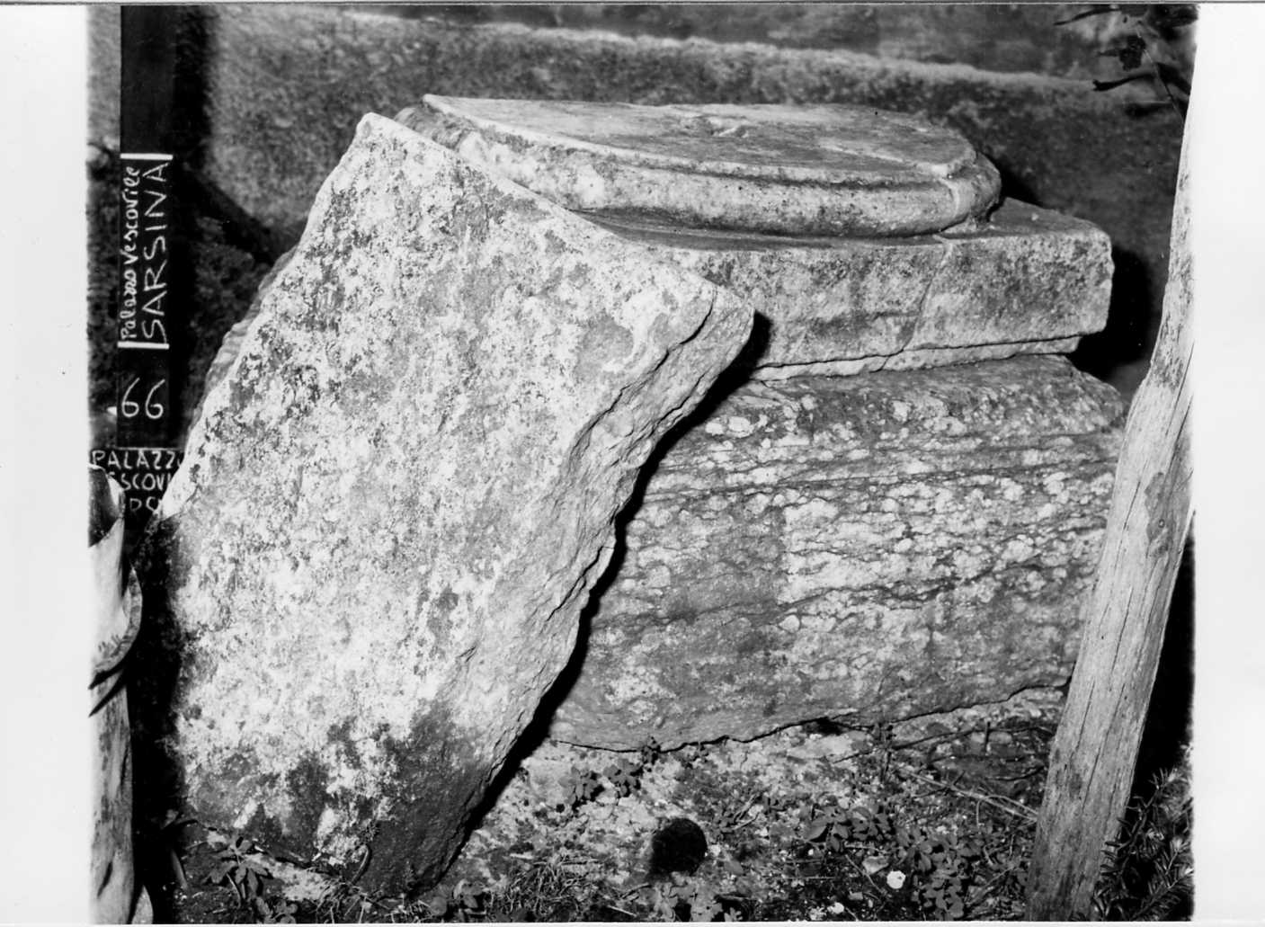 base di pilastro - bottega Italia centro-settentrionale (secc. I/ V)